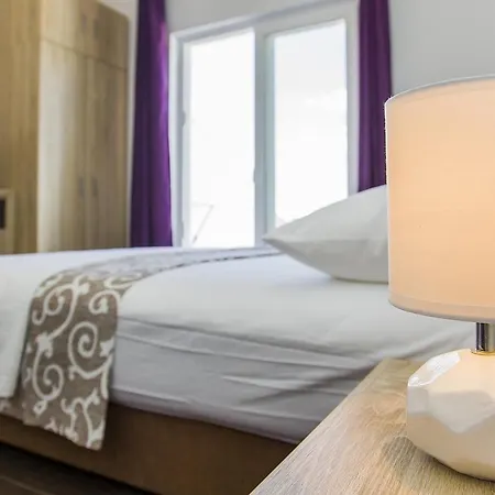 Appartement Zuronja 14095b *